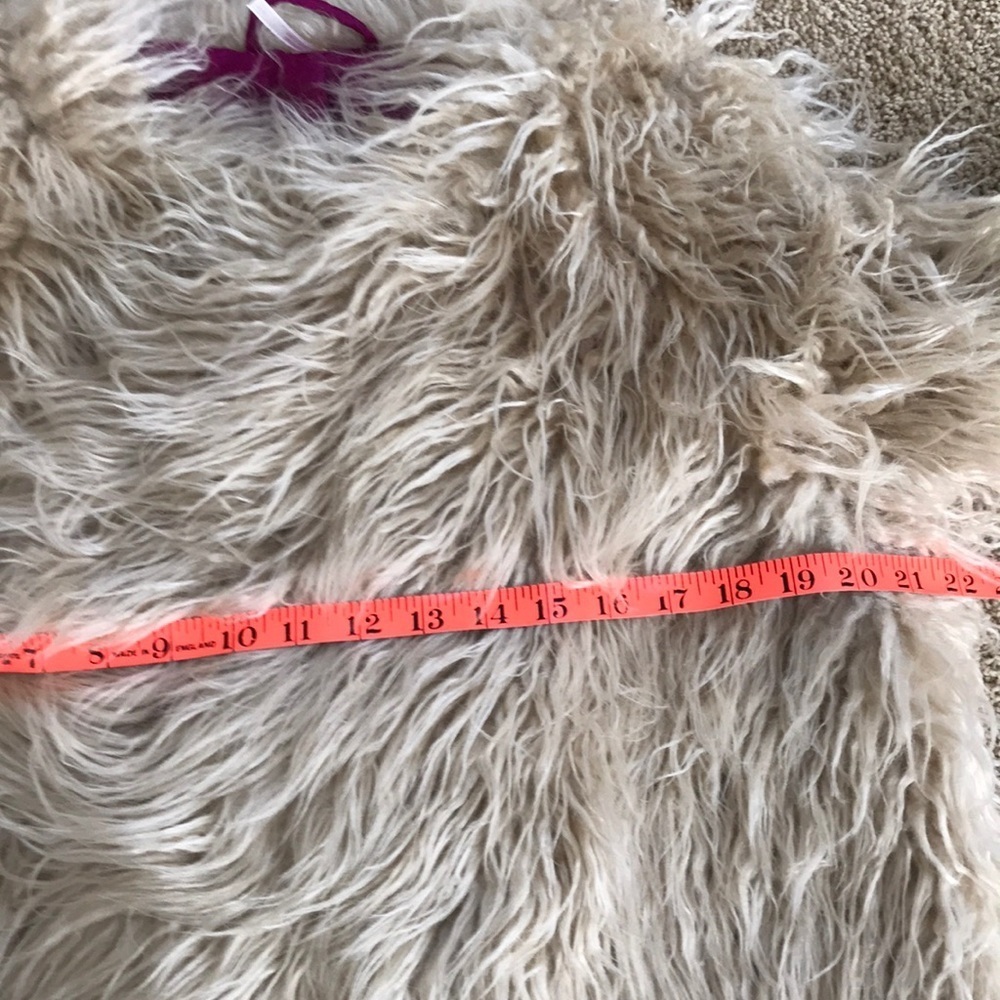 NWT! FREE PEOPLE Size S fuzzy faux fur jacket - Picture 8 of 8